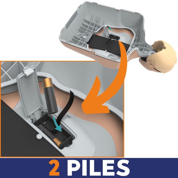 mannequin secourisme avec 2 piles