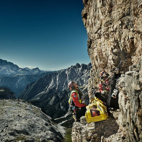 Civière d'évacuation Ferno Saerbag 3 secours alpin